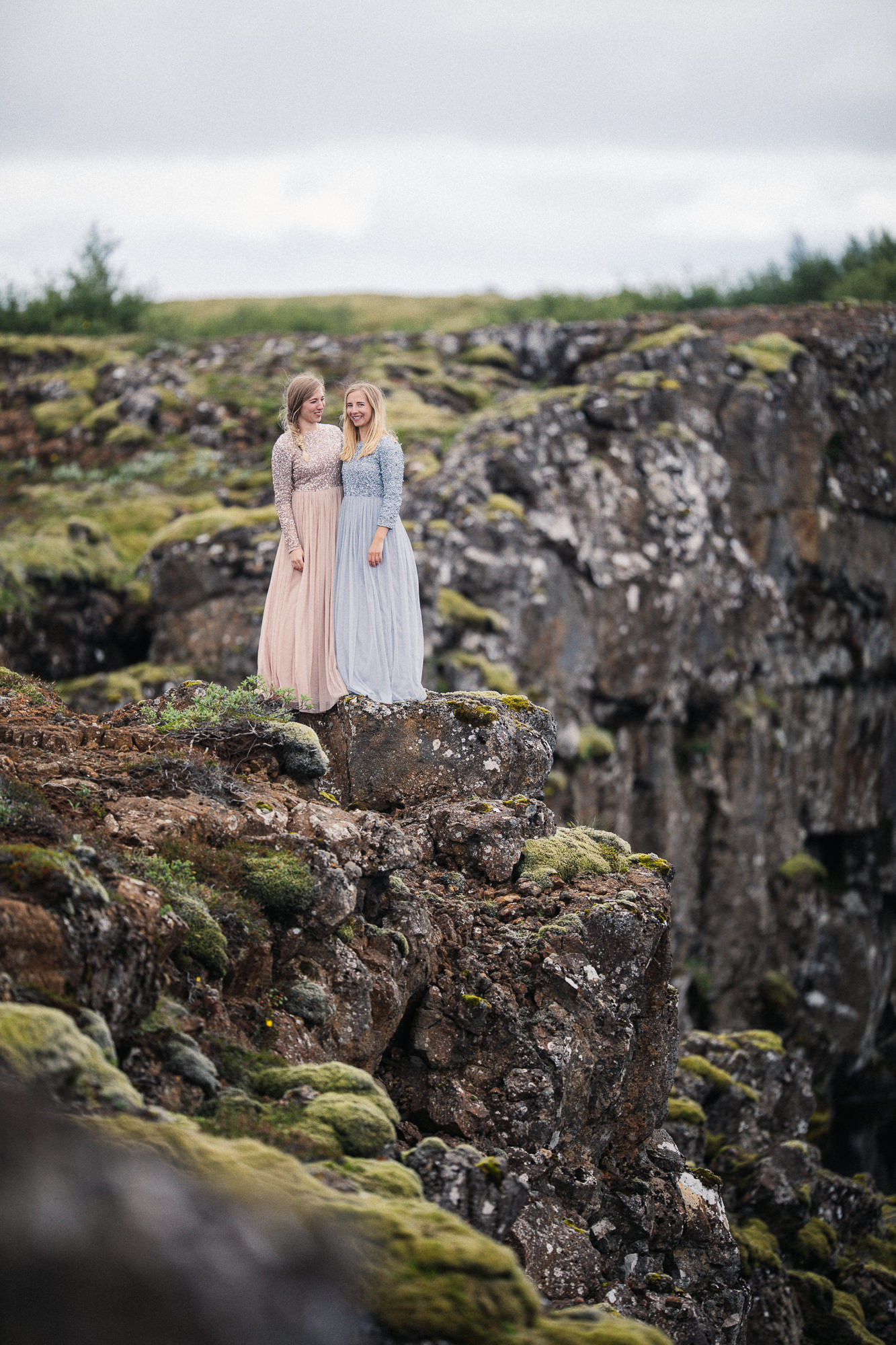 Export x3 5D4 5835 Anja & Damaris @thingvellier 5